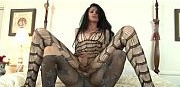 Sexo anal com travesti magrinha.